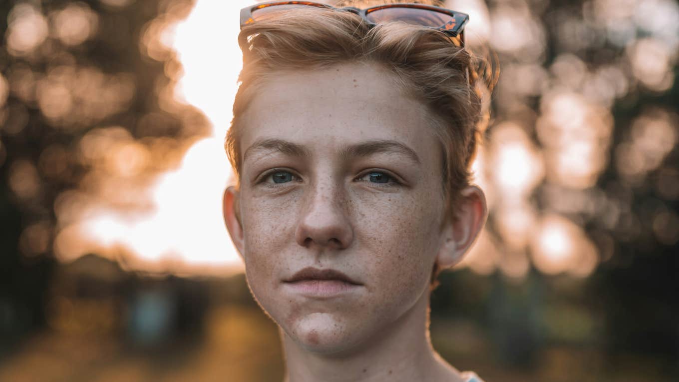 kid who talks parents about problems