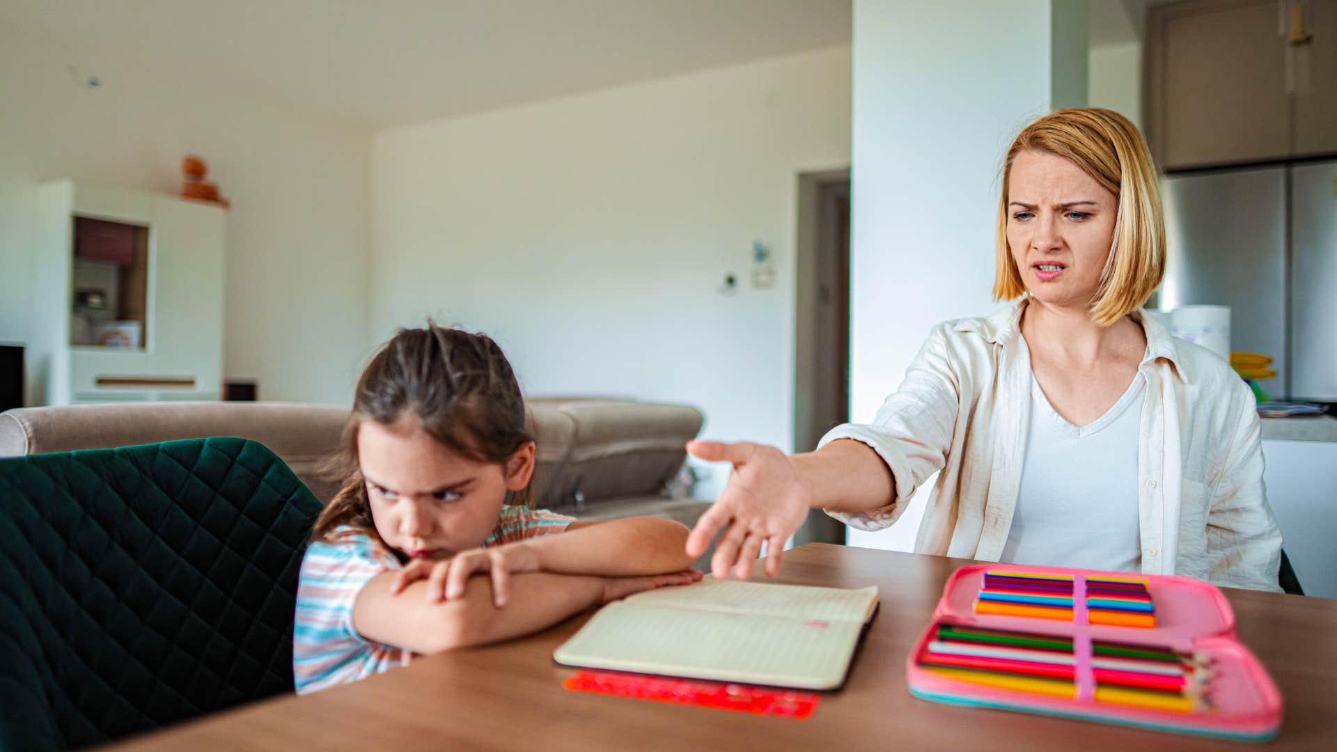 parents who raise confident kids usually avoid saying these common phrases that’s not how you’re supposed to do it