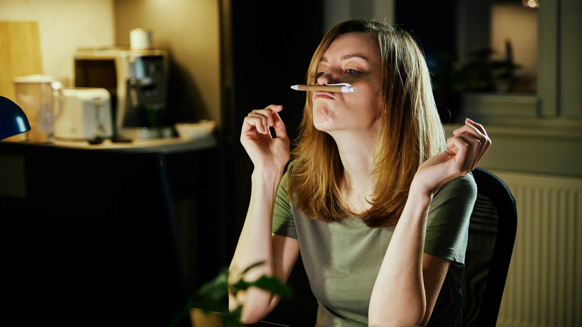 woman procrastinating on purpose