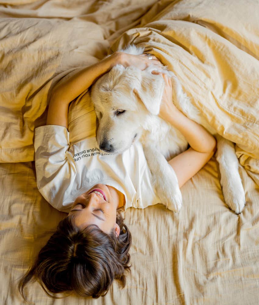 People prefer sleeping with pets over romantic partners