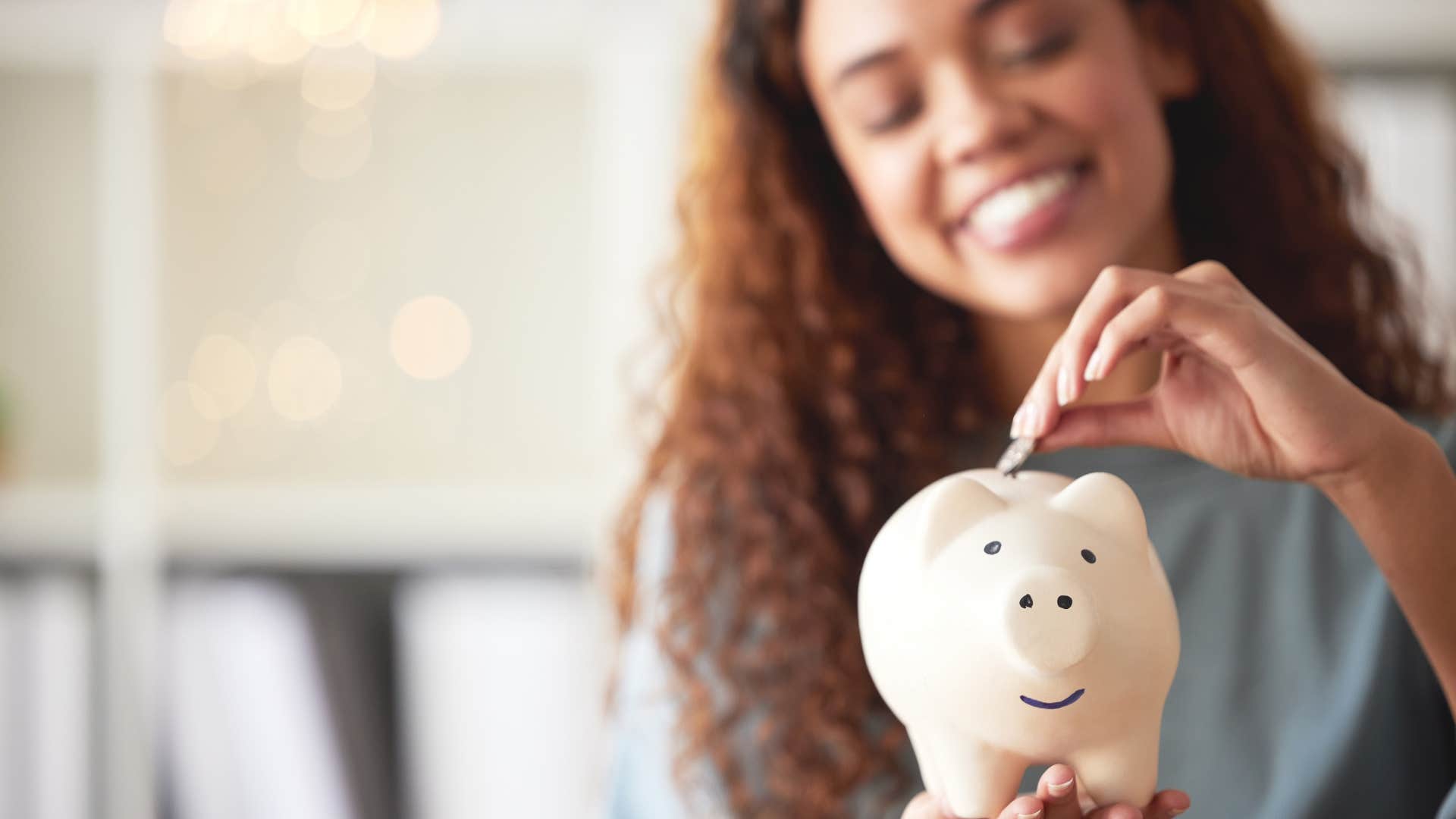 woman who is saving money