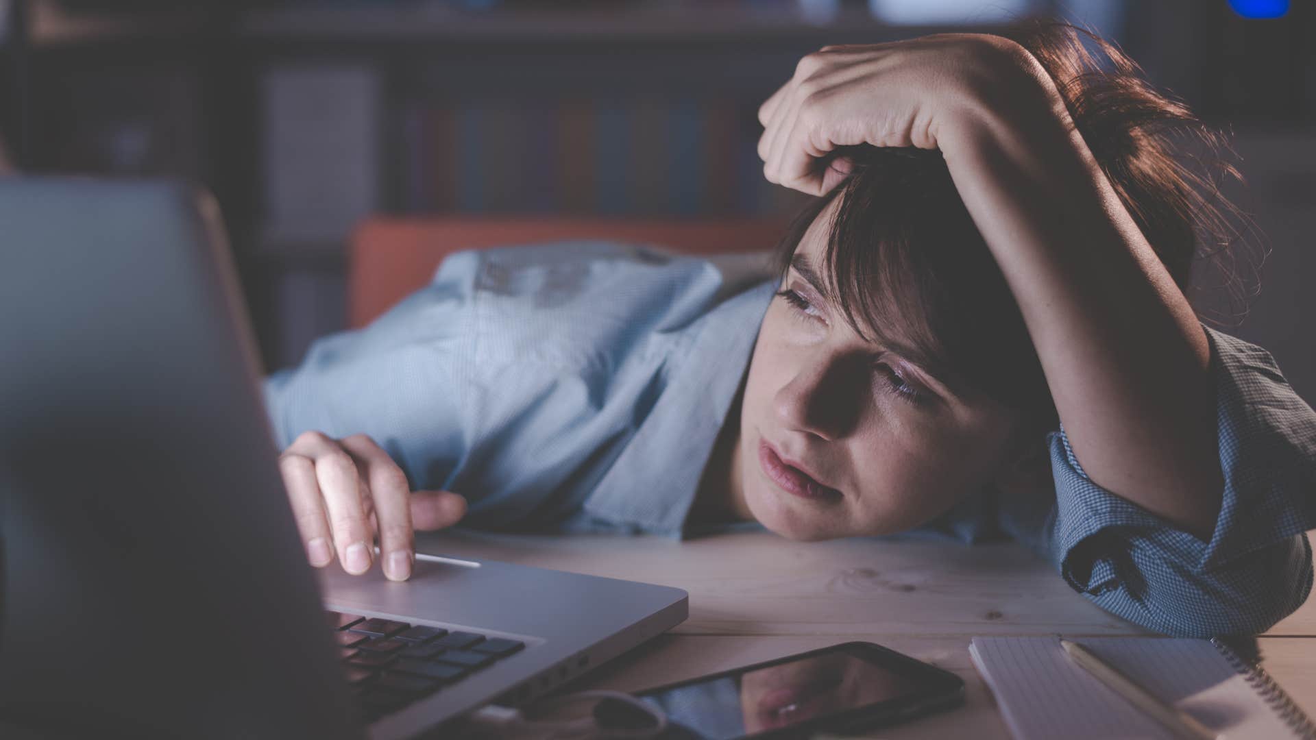 woman prioritizing hard work over smart work