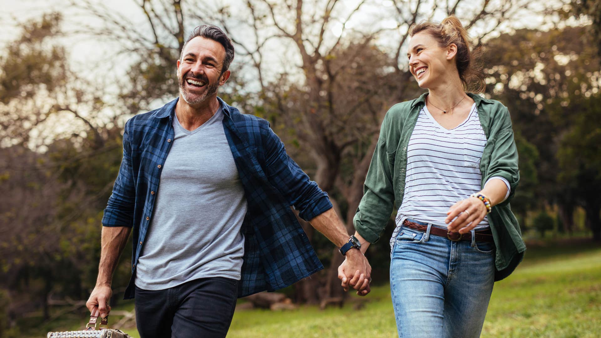 Couple on date dresses to impress but also to be comfortable