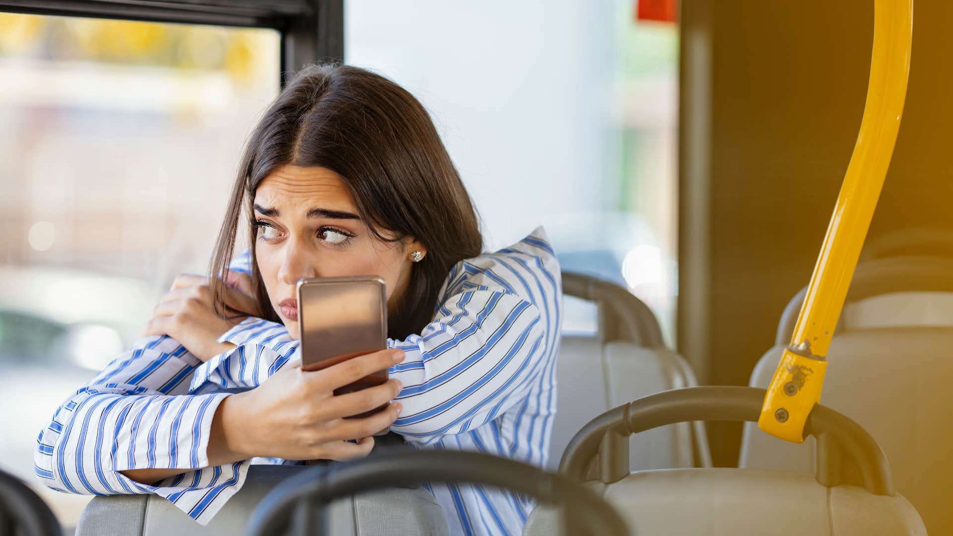Person in unhealthy relationship has text fight