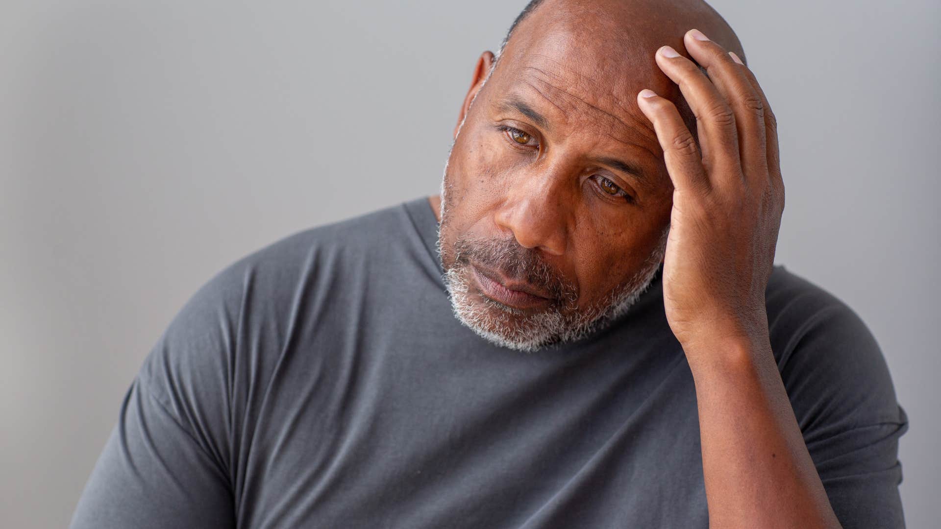 people who secretly feel old almost always complain about these little things forgetfulness