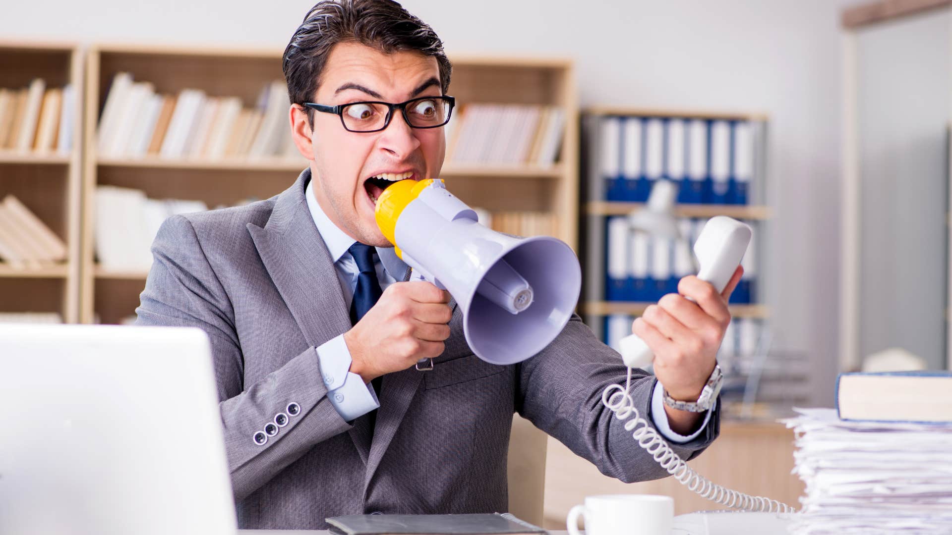people who subtly dominate every conversation use these sneaky tactics talking faster or louder when challenged