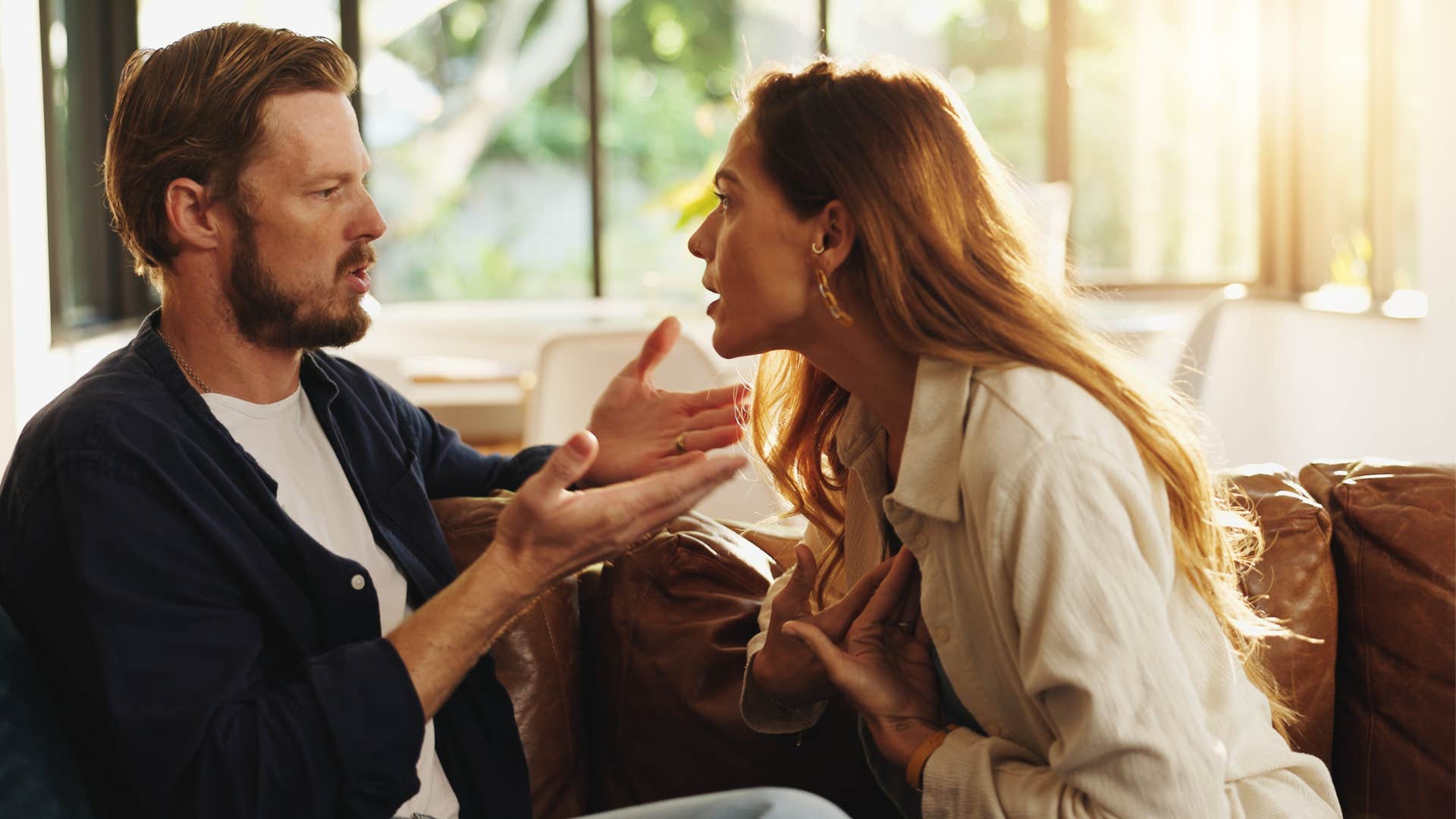 phrases mindless people say way too often according to psychology everyone else is doing it