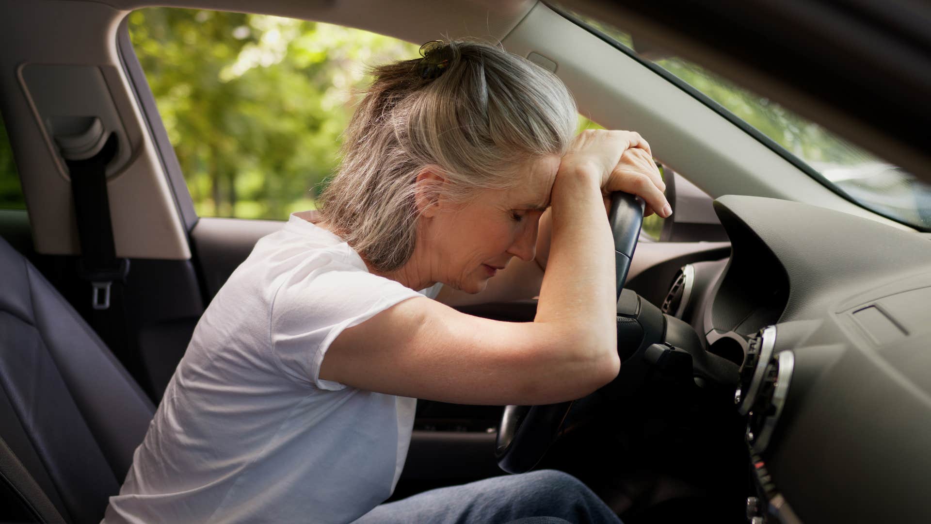 reasons so many women are afraid of driving or being a passenger in a car as they age loss of hearing