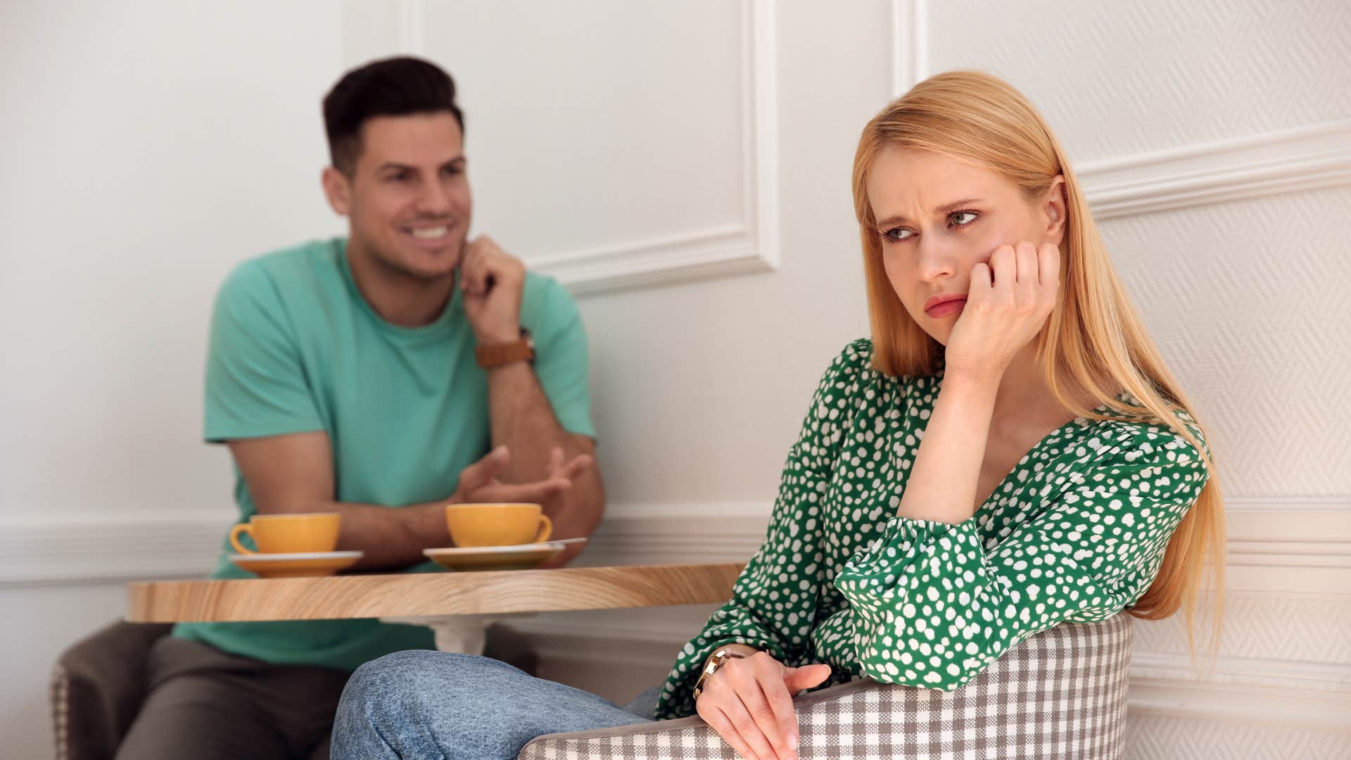 seemingly inoffensive habits that make someone instantly unlikable overusing compliments