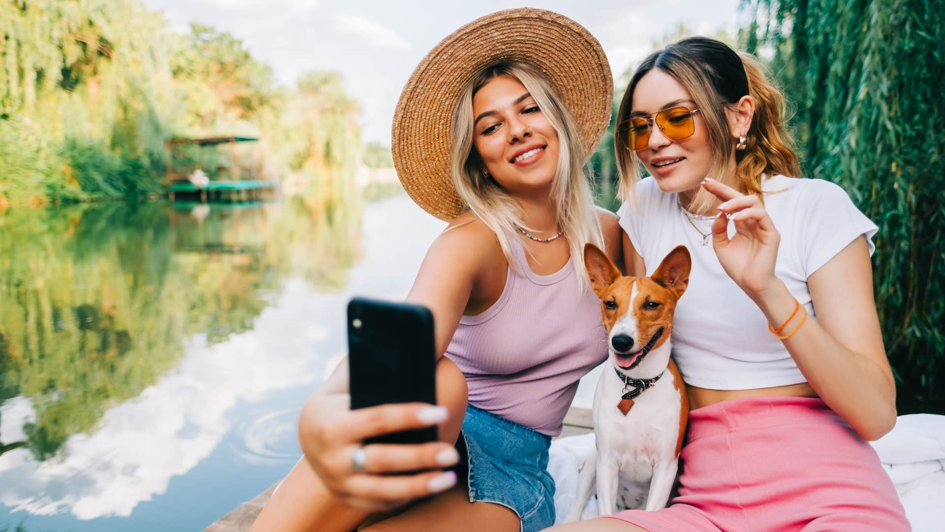 woman brags nonstop about herself to get approval because she's desperate for friends and trying too hard to be liked 