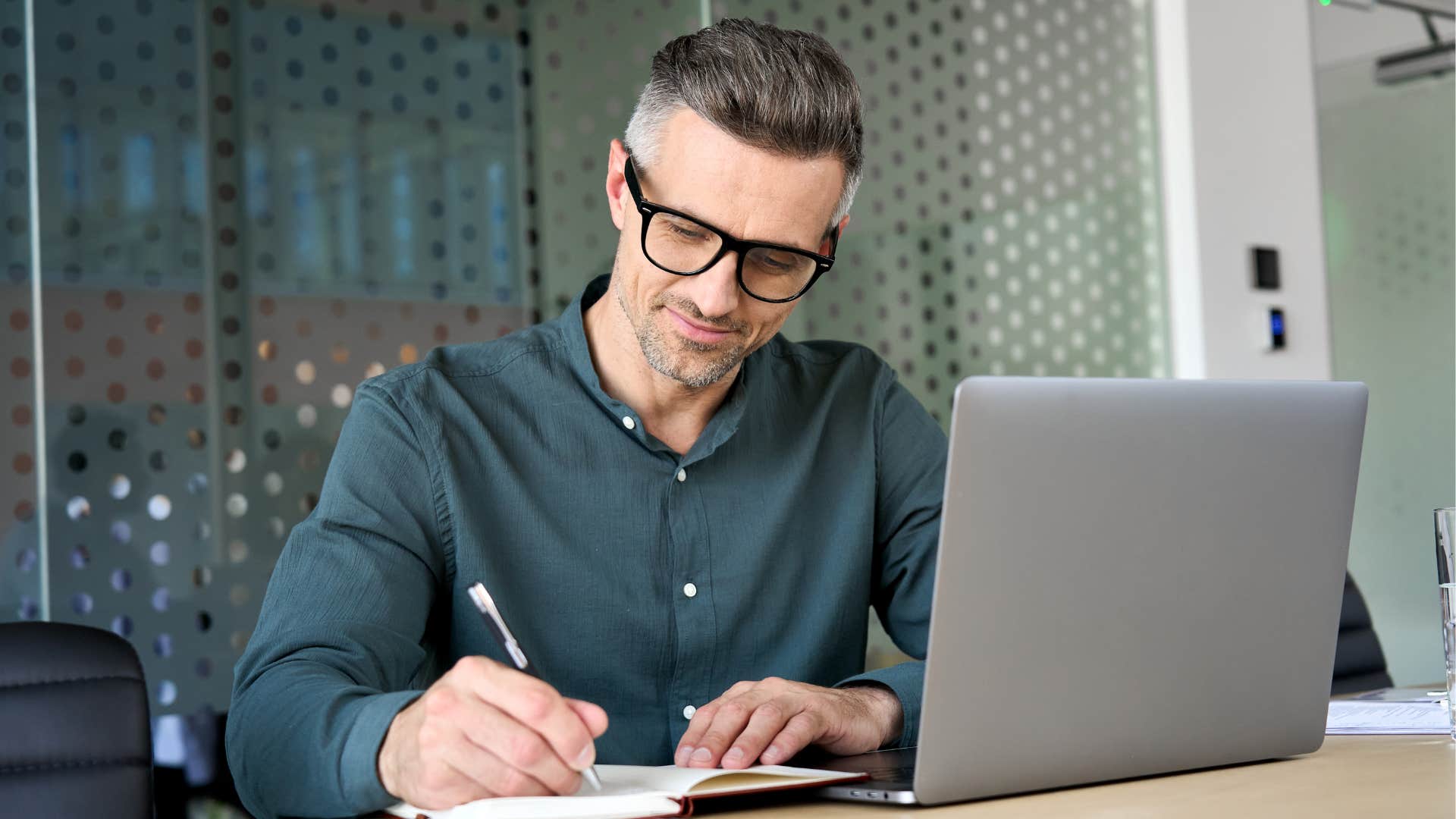 man with the simple habit of prioritization