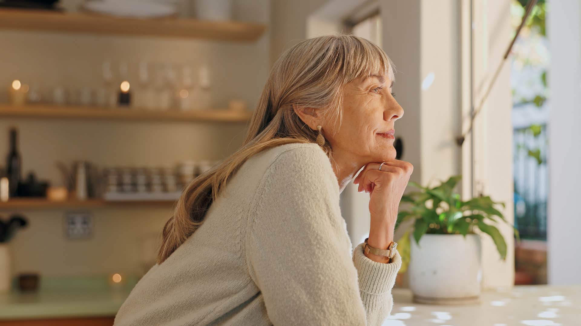 woman with the simple habit of self-analysis