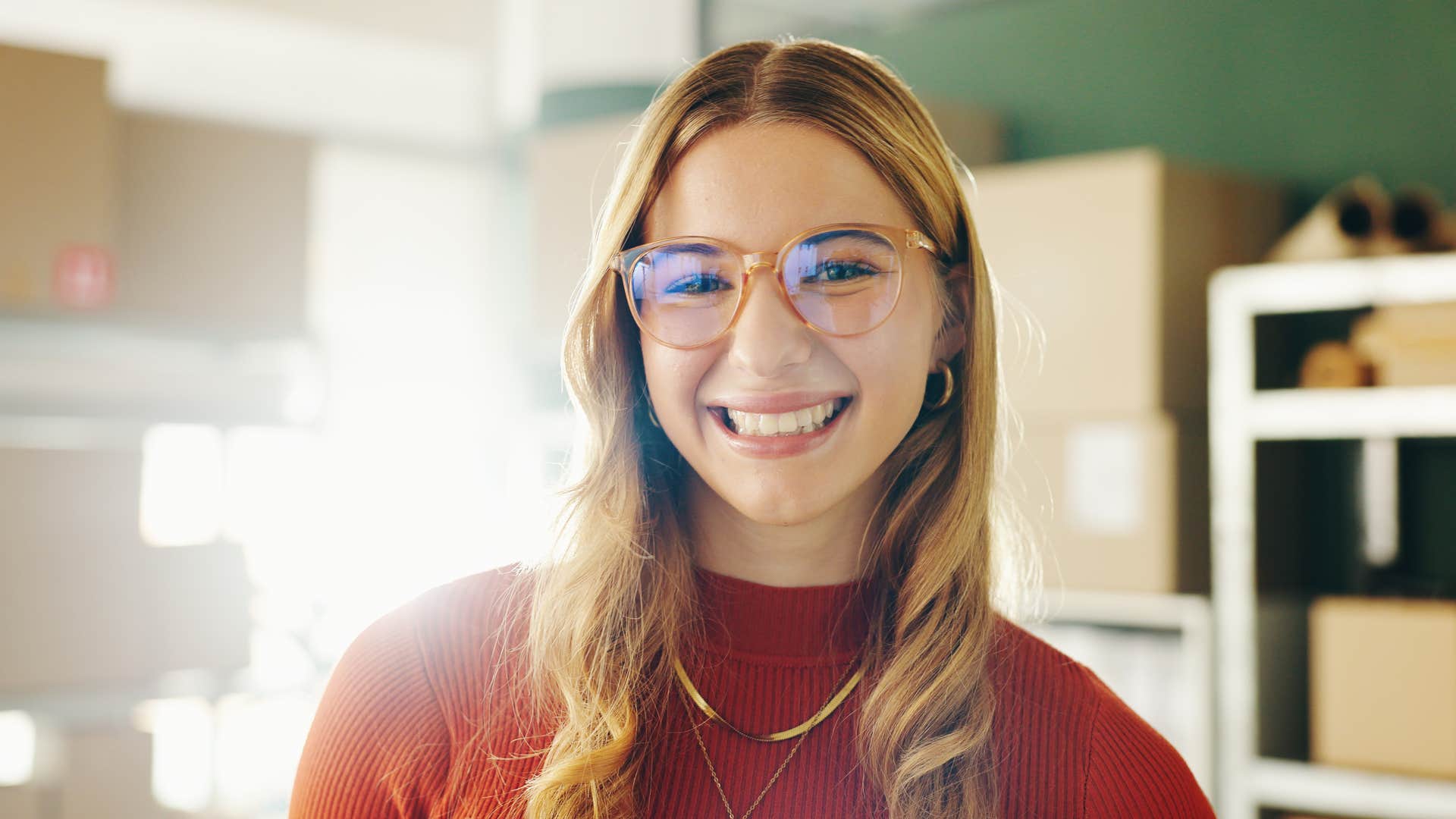 woman who is naturally confident lets her inner smile shine through 