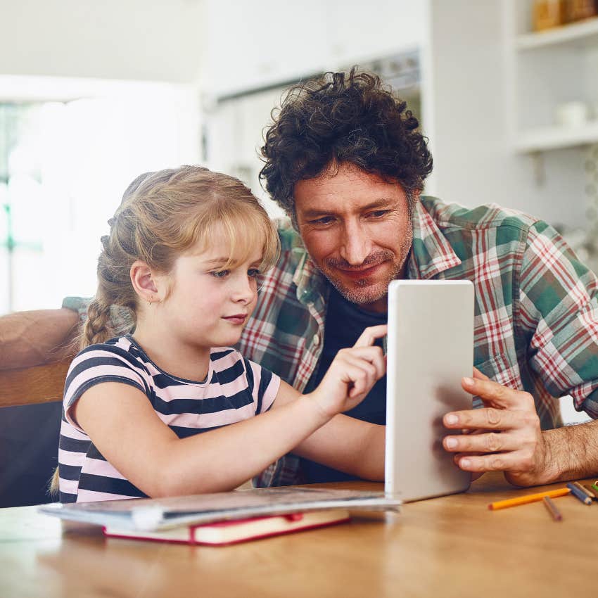 man who loves his kid practicing curiosity