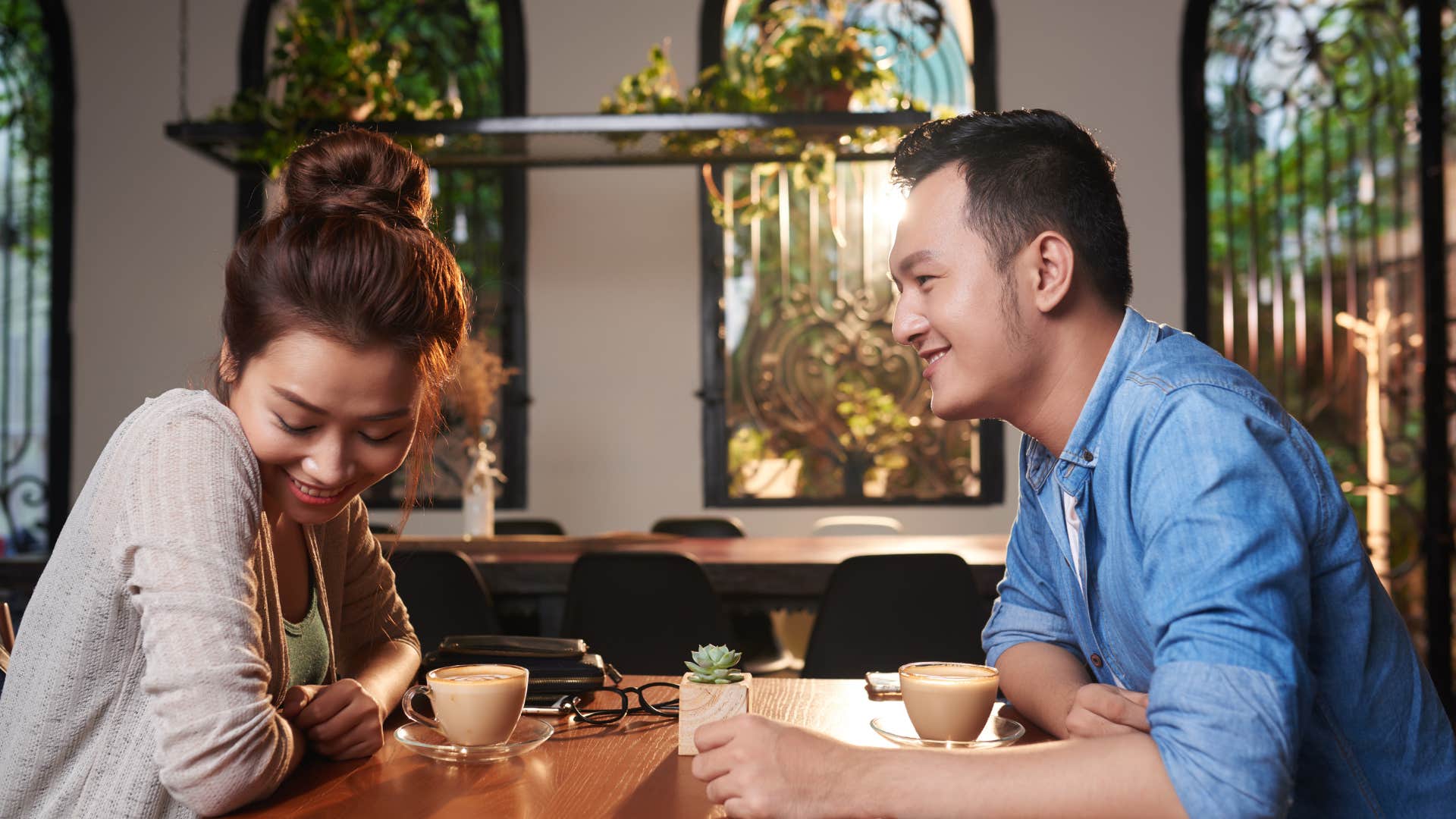  subtle traits that make a man feel lucky to have you you show grace when receiving compliments 