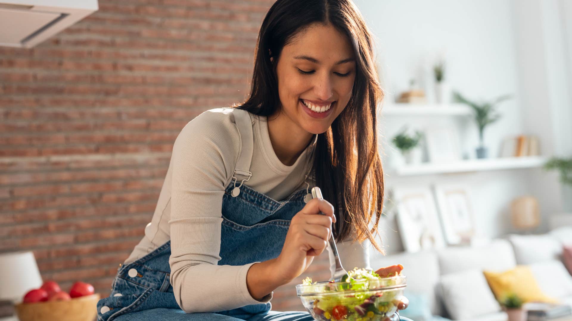 woman who won't be able to afford healthy food in just a few years