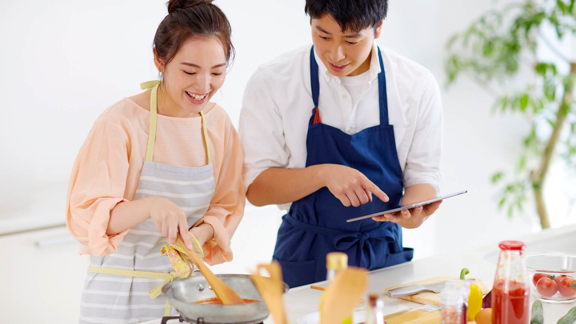 things couples with real emotional intimacy do without thinking about it celebrate small wins together