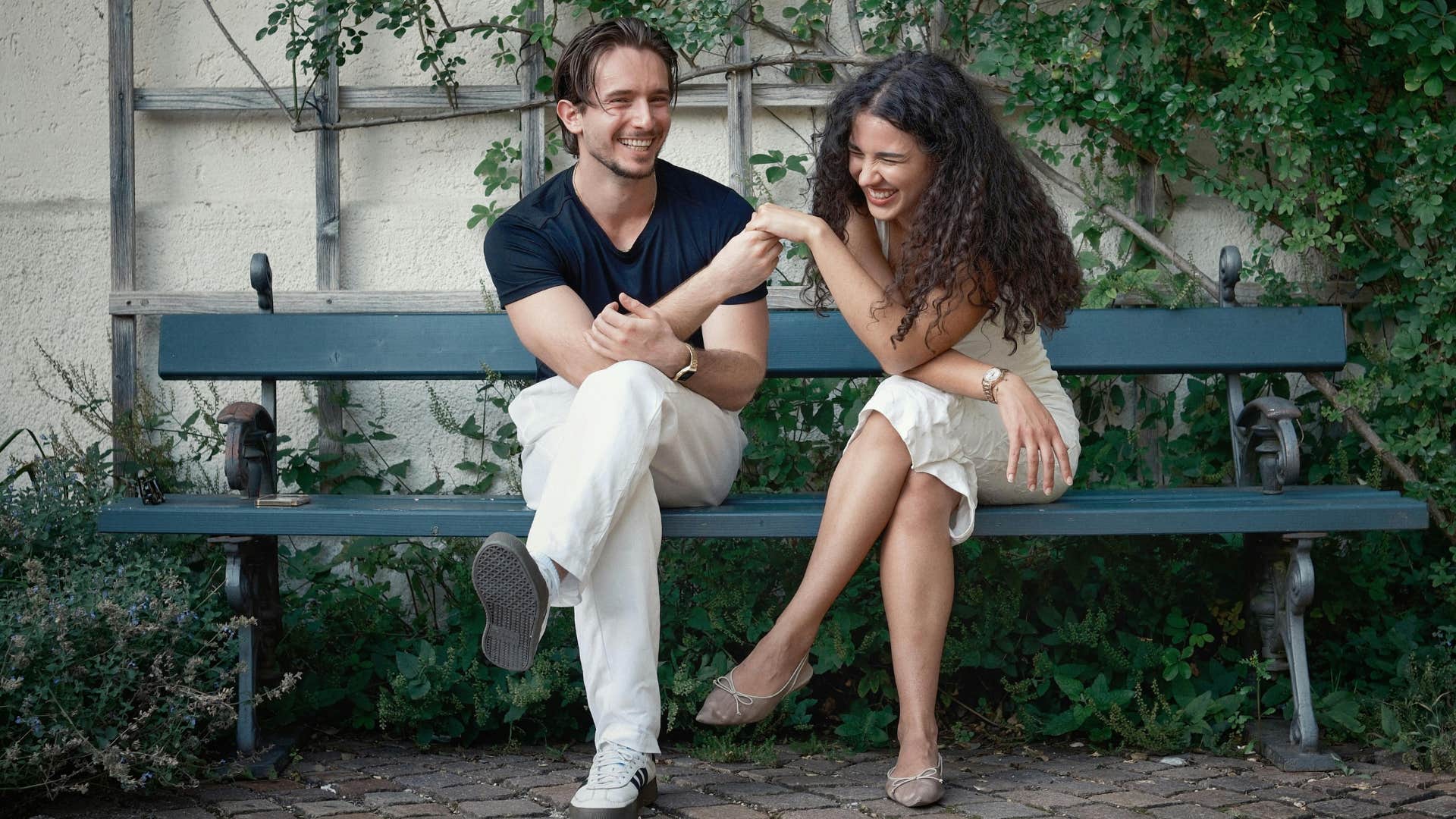 things couples with real emotional intimacy do without thinking about it express affection in small ways