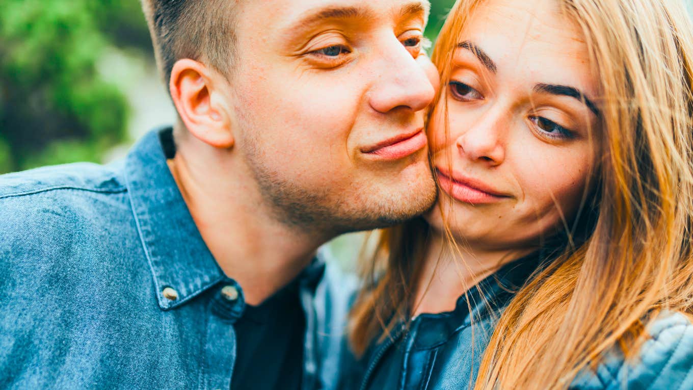 Things Couples Without Emotional Intimacy Struggle With Constantly