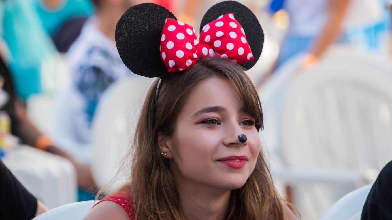 things disney adults doing right life things disney adults doing right life