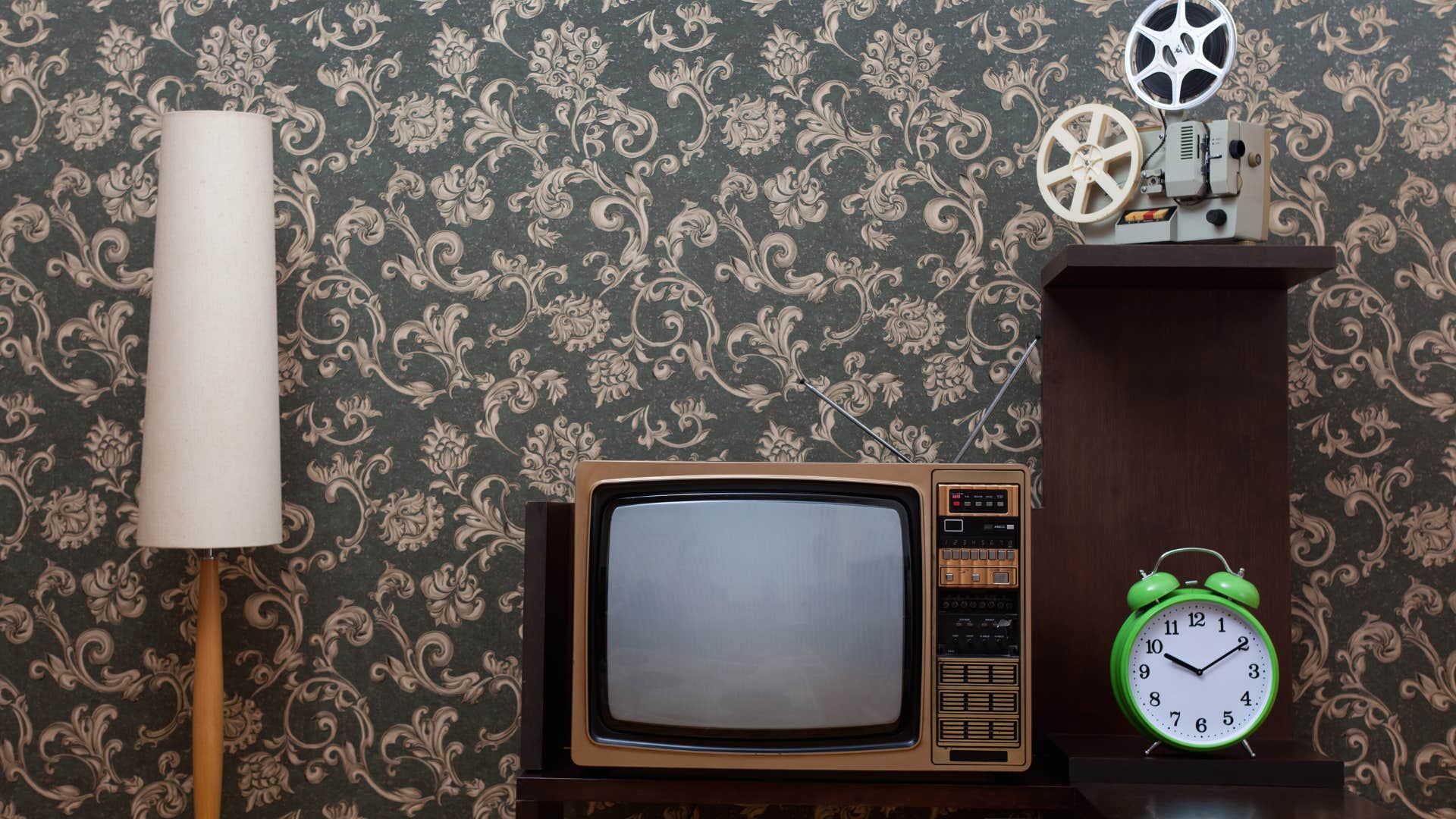 things every Gen X kid had in their house growing up chunky CRT TVs