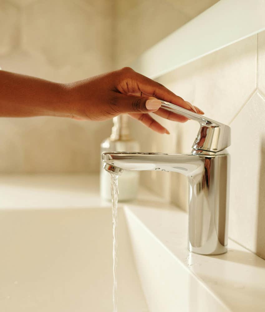 A dripping or leaky faucet in your kitchen blocks financial blessings