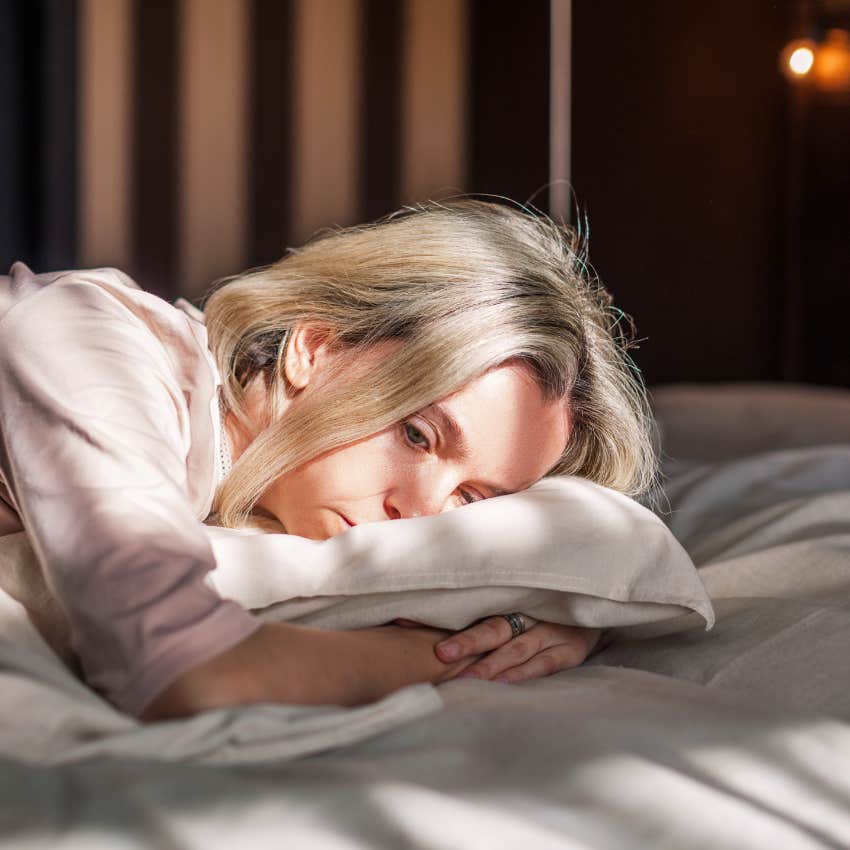 woman who is middle class and can't afford mental health care