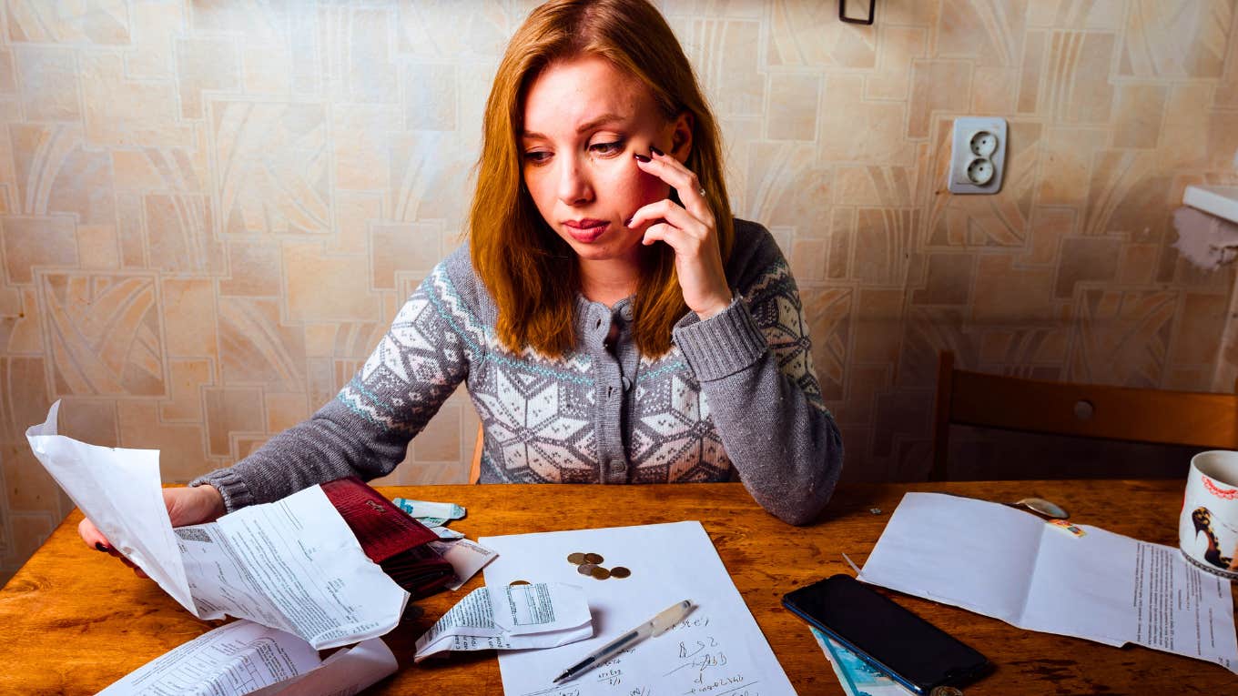 Things That Never Feel Truly Safe To People Who Were Raised By Frugal Parents