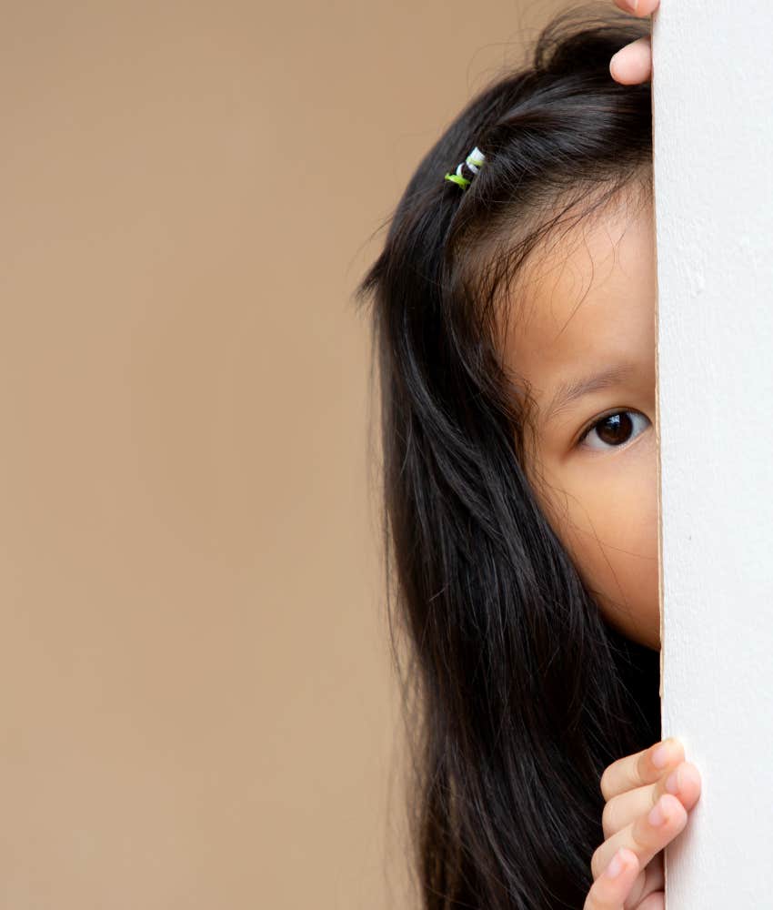 Shy kid looks for friend