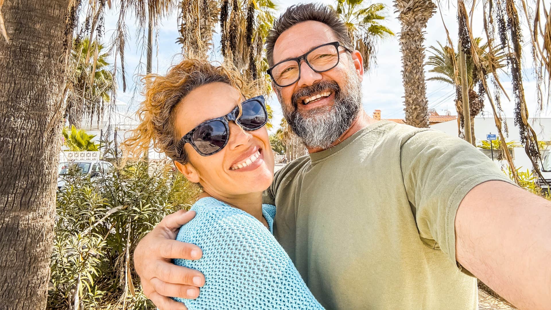 couple with common sense not using social media for validation