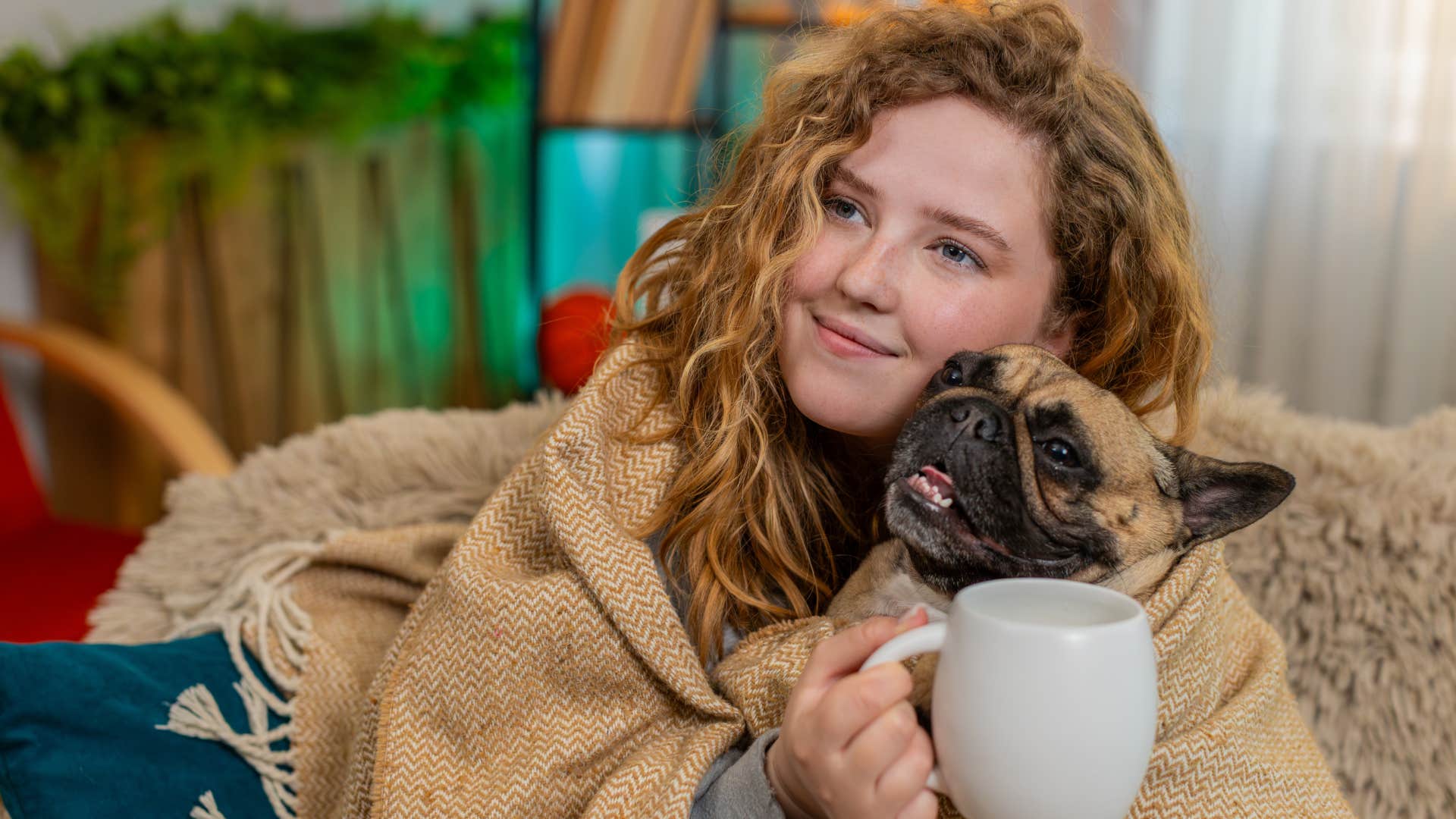 Things You Can Tell About Someone By Looking At Their Living Room Blankets