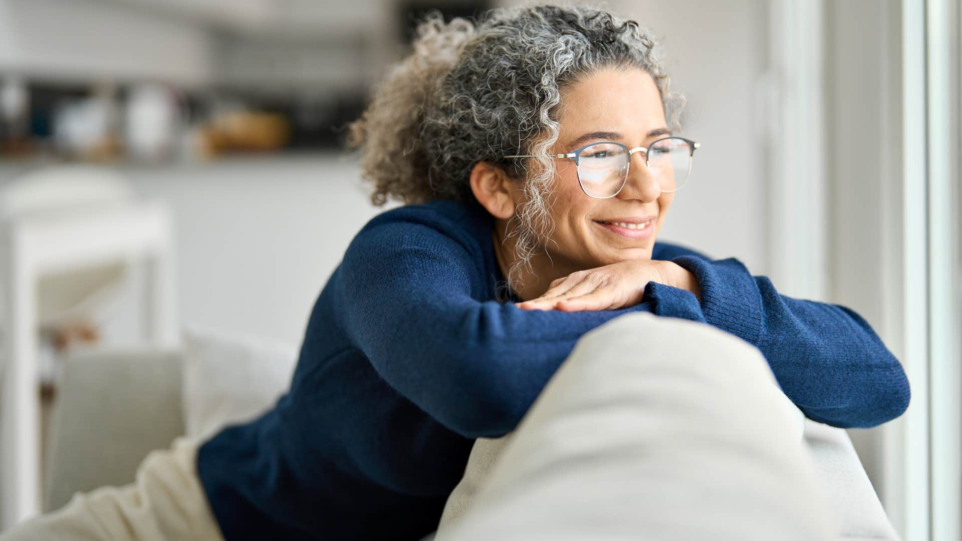 happy older woman who doesn't fear being alone