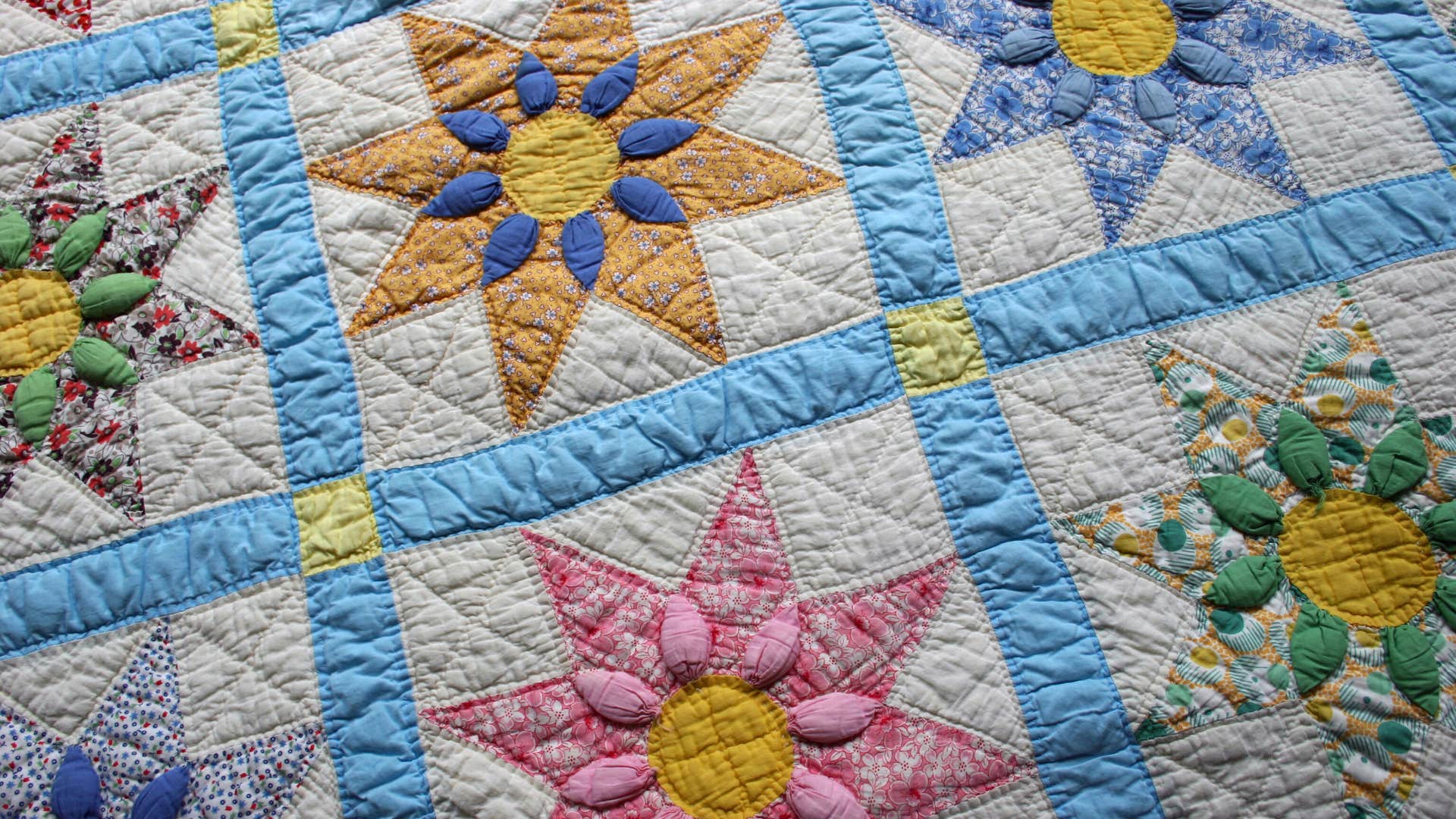 you can tell someone grew up in the midwest if they have these things in their home homemade quilts