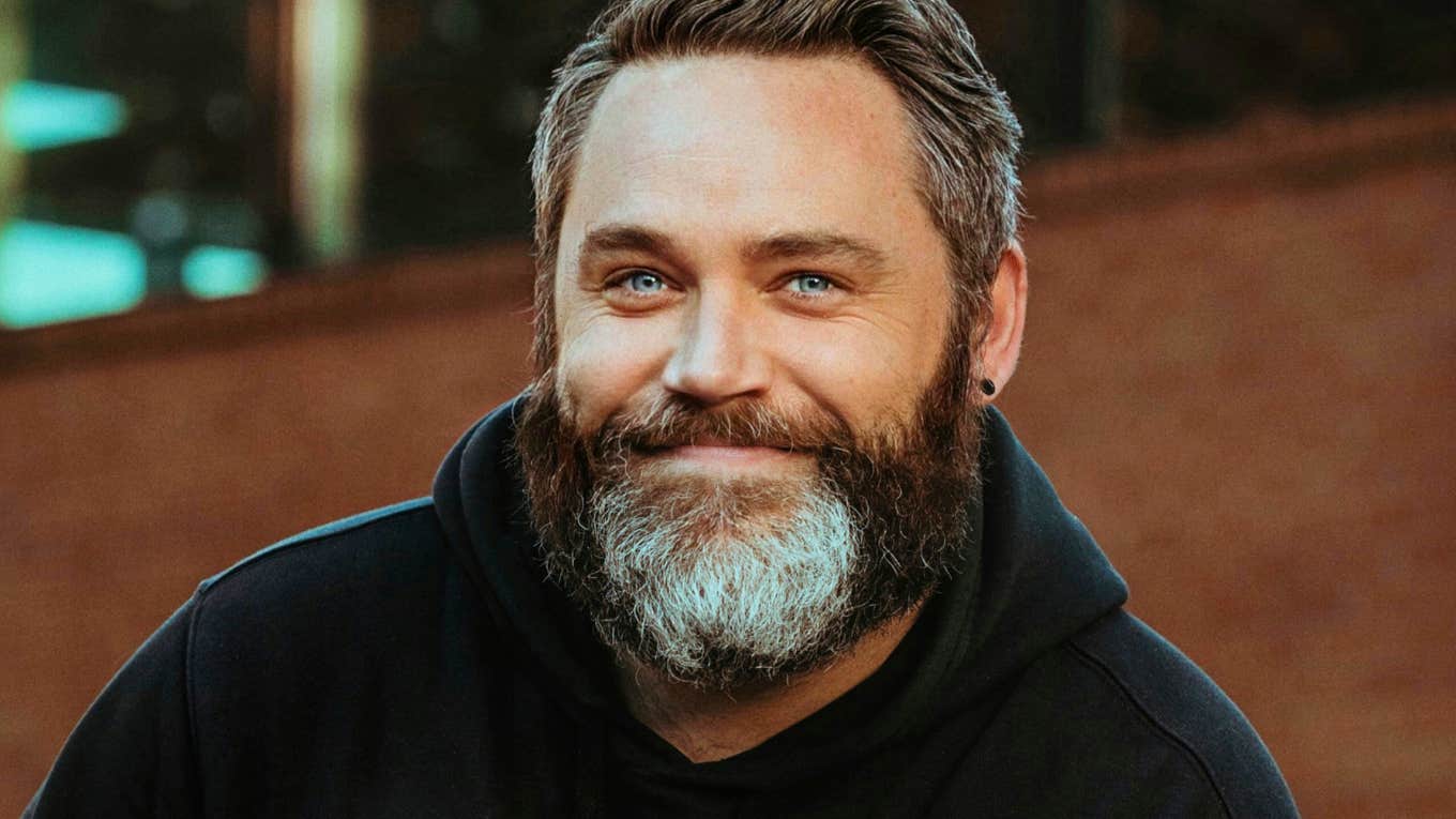 Man falling in love. 