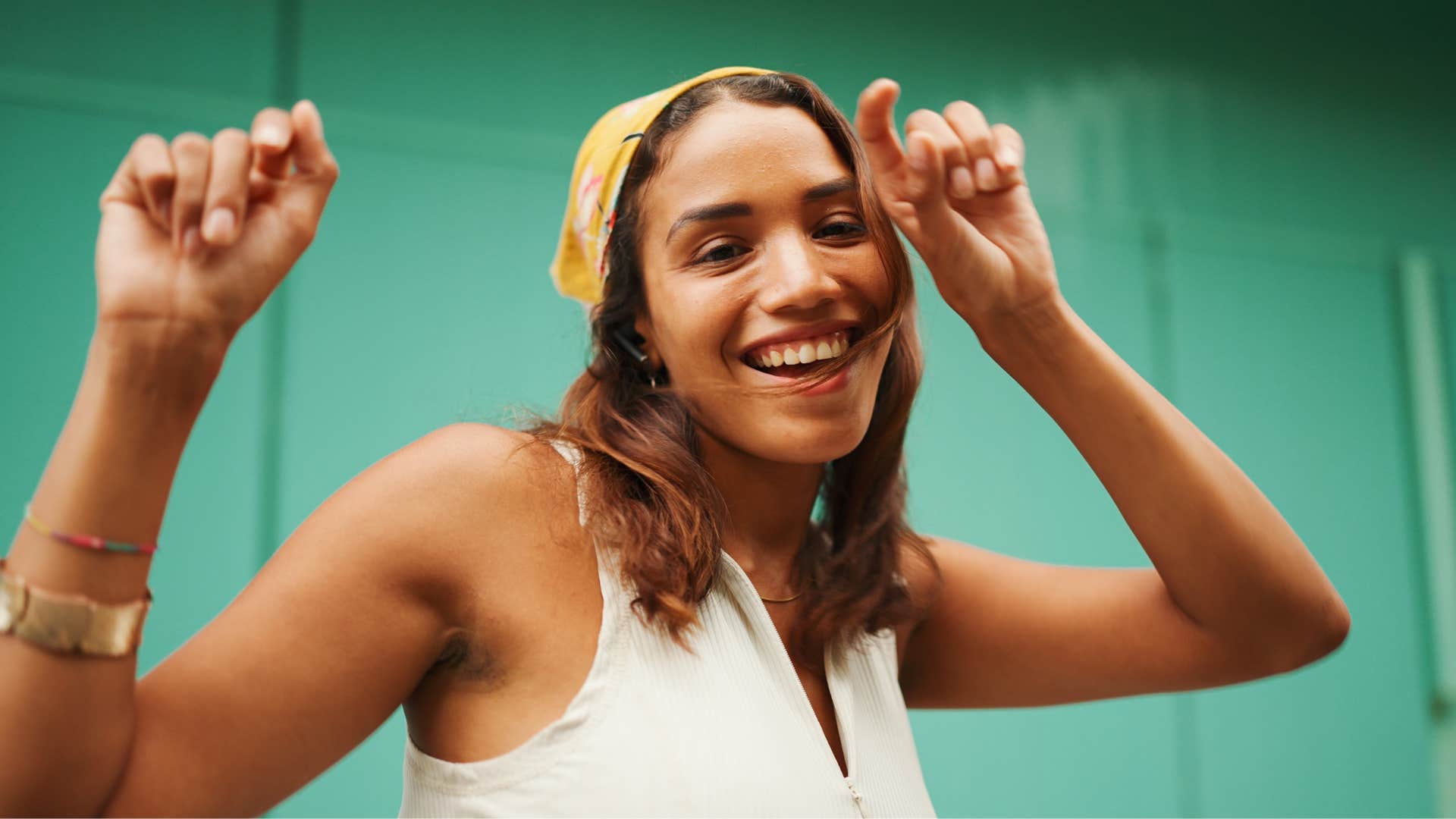 Art of being a magical person simple habits of naturally magical people wonder Magical person appreciates wonder of the world