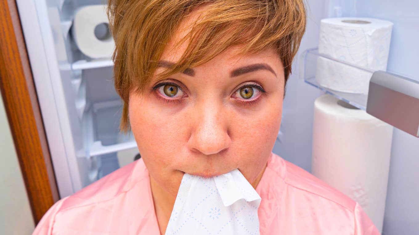 Awkward Hygiene Mistakes Everyone Notices Except The Person Making Them Awkward Hygiene Mistakes Everyone Notices Except The Person Making Them