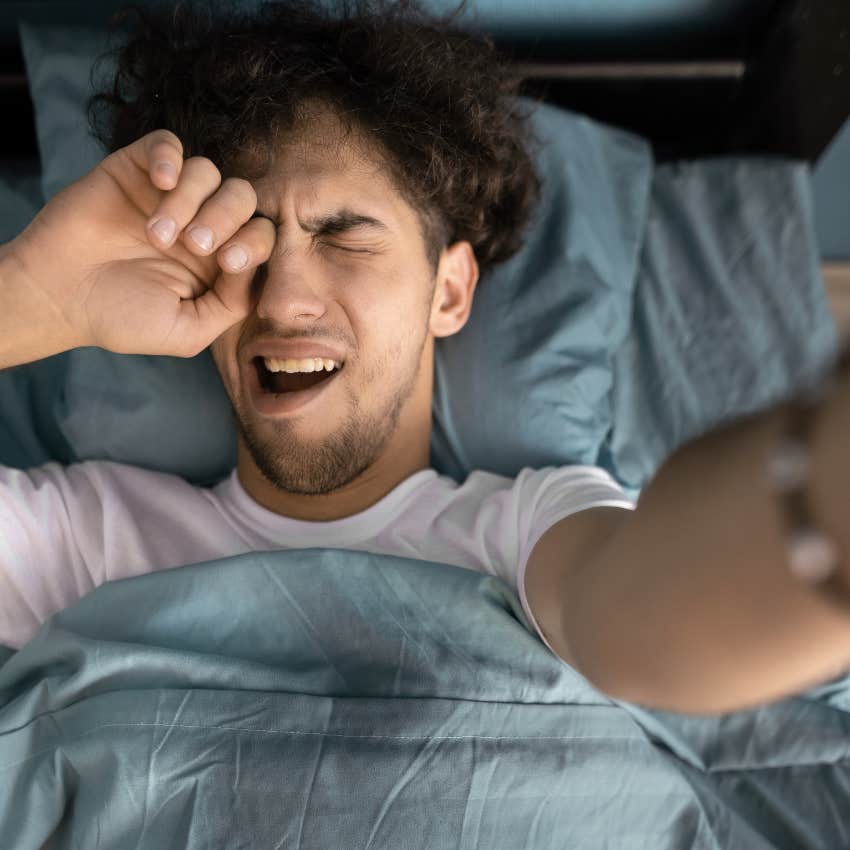 clues man's instagram dark personality tons of selfies