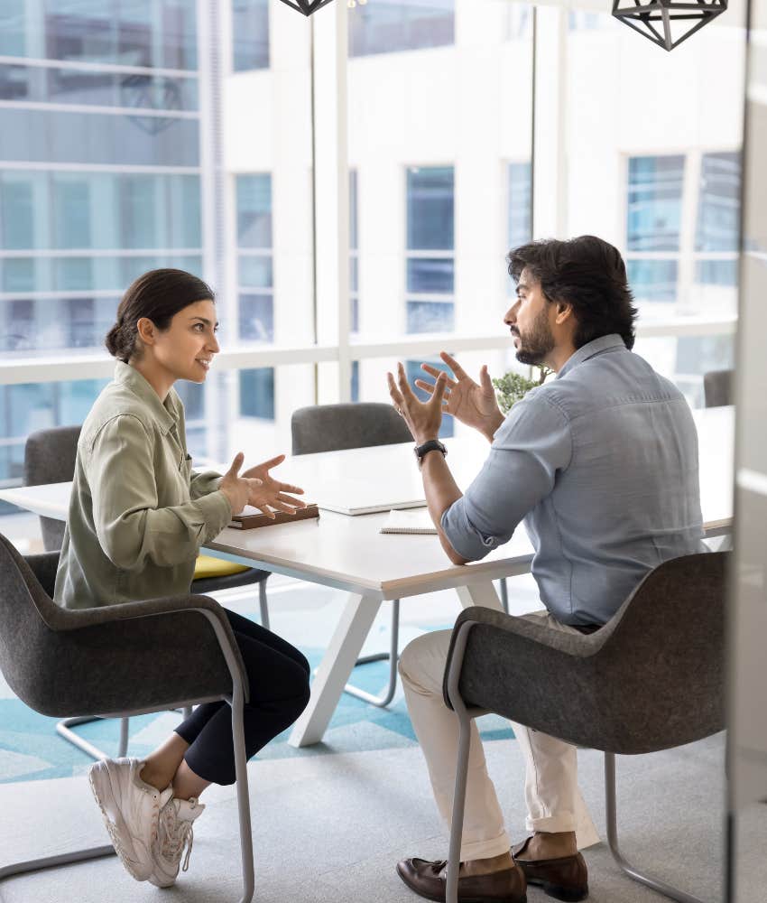 Former Investment Banker Reveals The One Question That Finally Landed Him The Job employee showing boss she is coachable