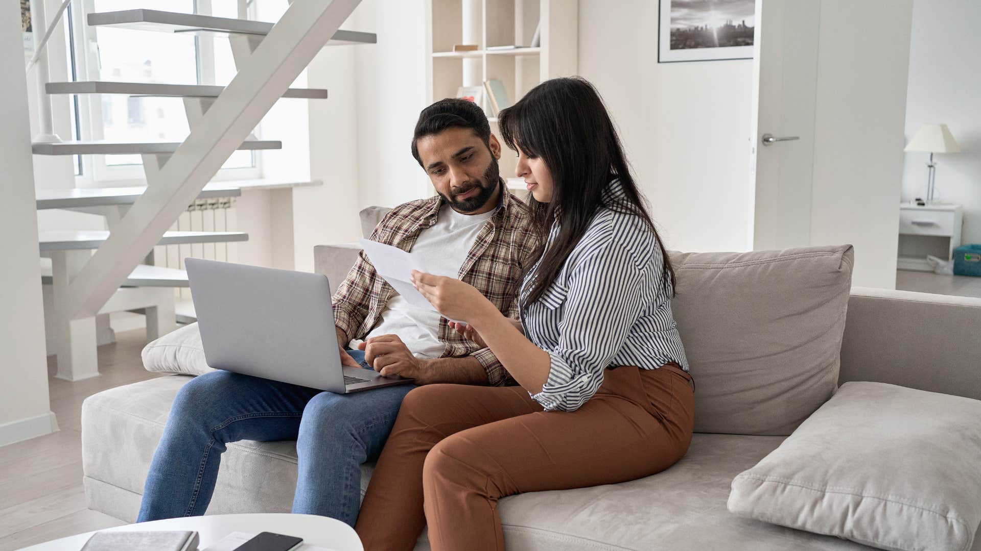 couple who never fight about money as they start conversation with goals