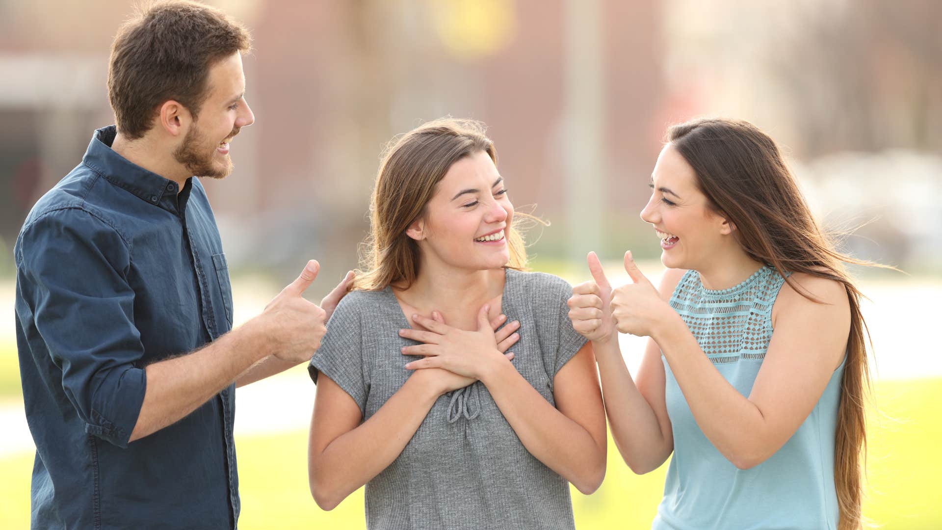 if you do these things on a regular basis you're a better person than you think compliment others when it's deserved friends complimenting young woman