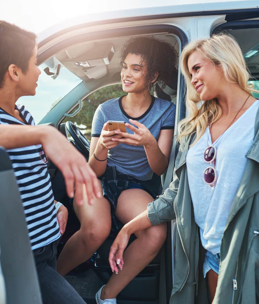 friends you travel with must be trustworthy