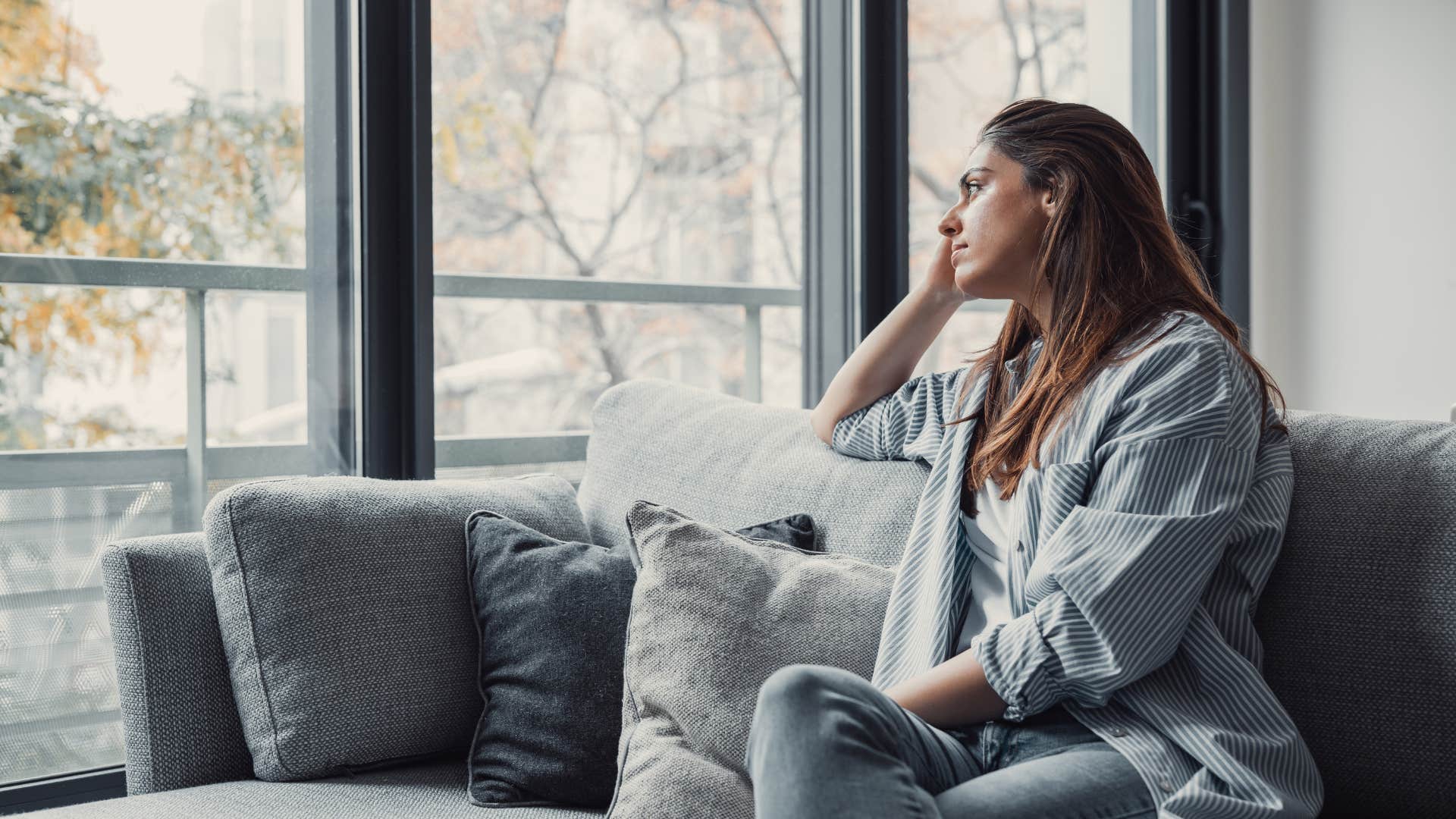 getting over someone you love feels impossible for these reasons holding onto past woman who is holding onto the past that makes it impossible for her to get over someone