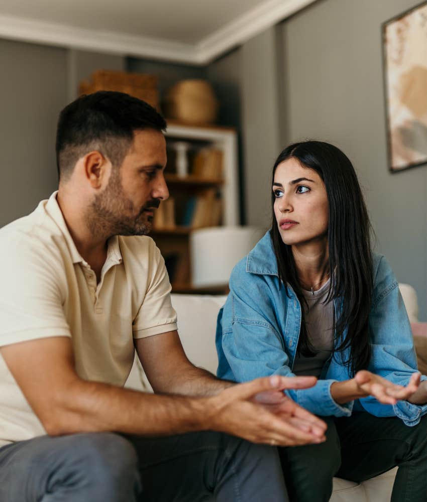 Man communicating to mom and offering her a heartfelt apology to repair relationship