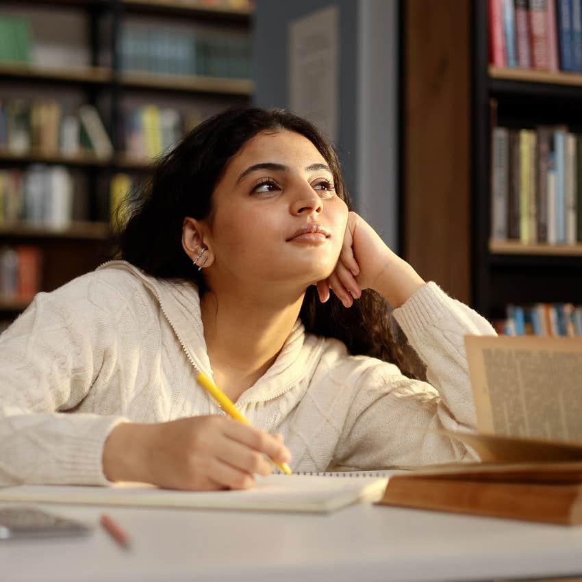 woman who is naturally desirable as she learns something new every day