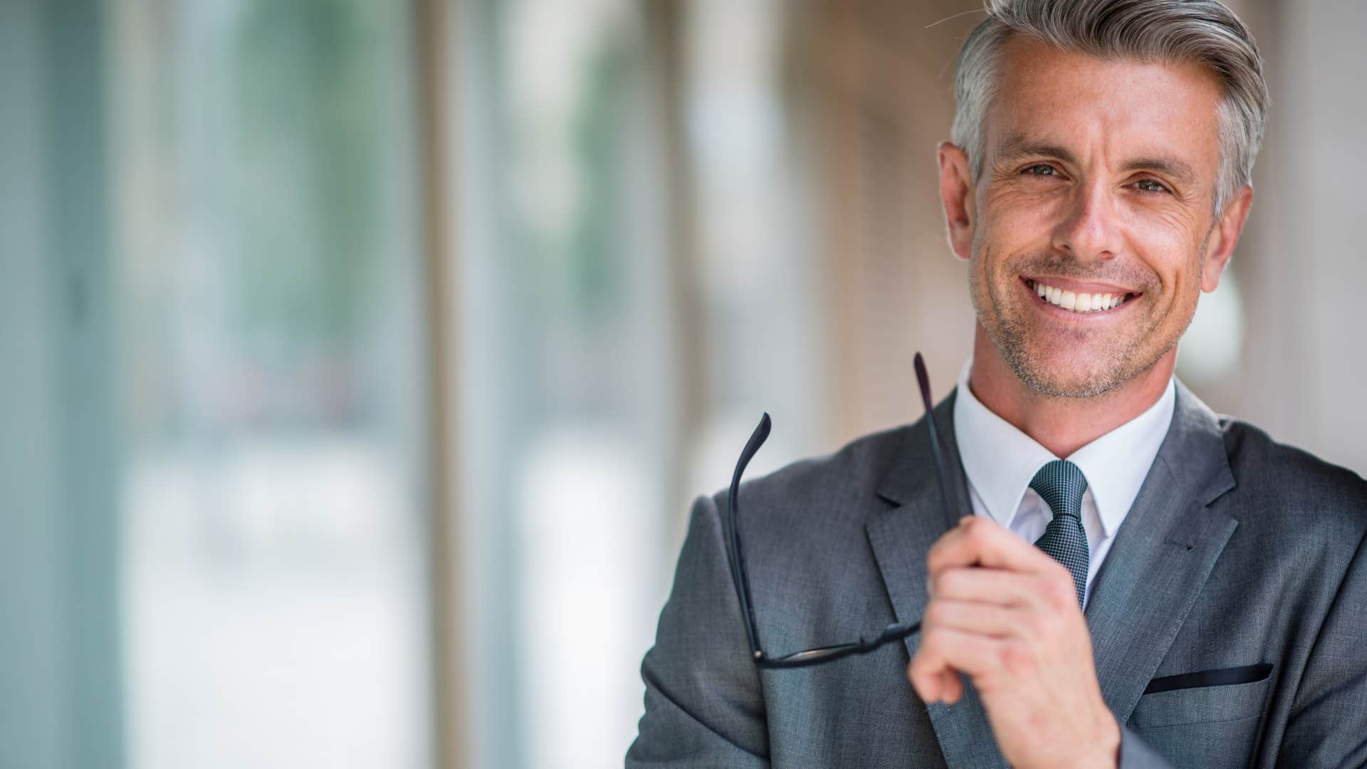 habits that slowly ruin a mans reputation with everyone in his life gossiping