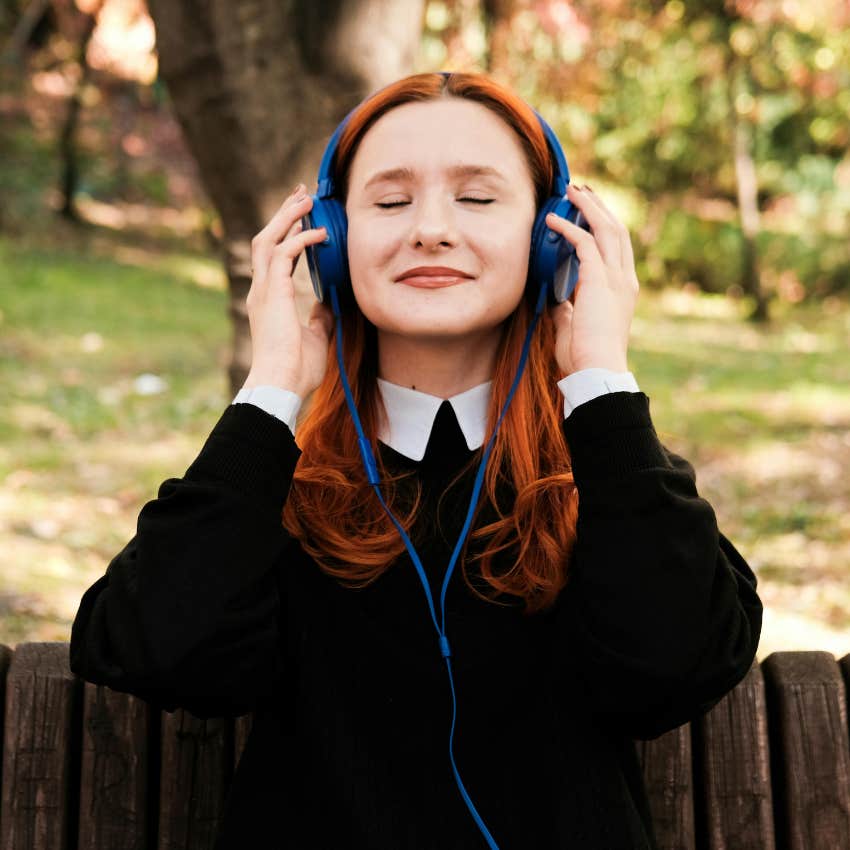woman craves deep lyrics hates taylor swifts life showgirl