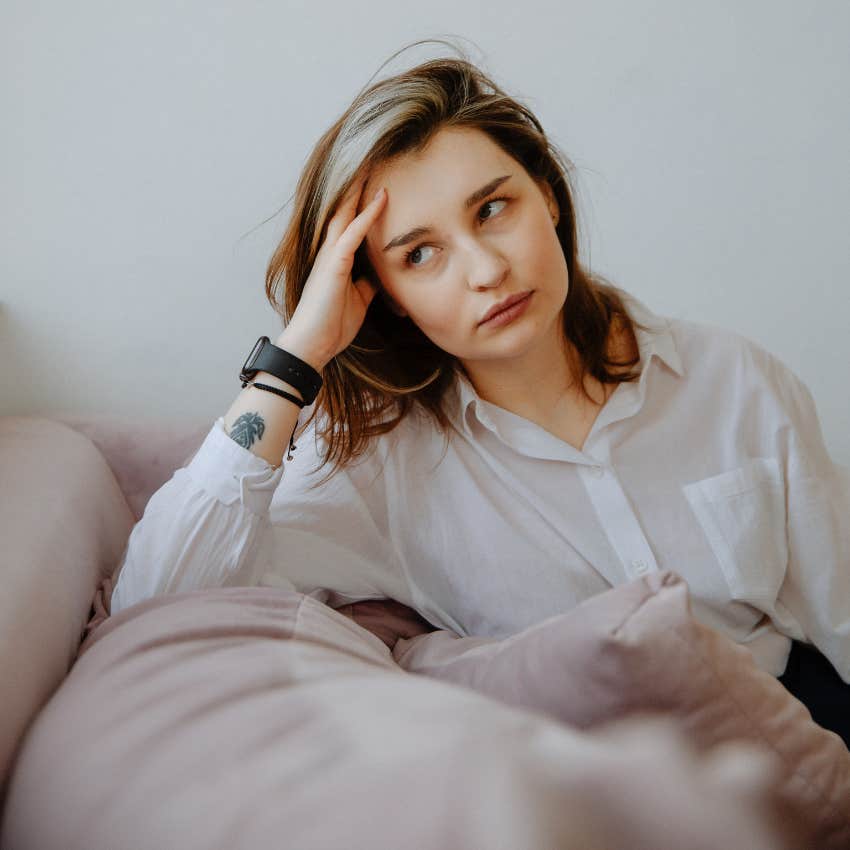 annoyed woman not sold taylor swifts love story