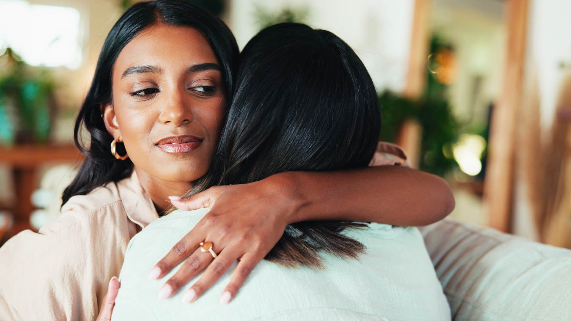 if someone can't stop doing these things they're probably more controlling than they even realize sabotaging others' plans controlling woman comforting friend after sabotaging her