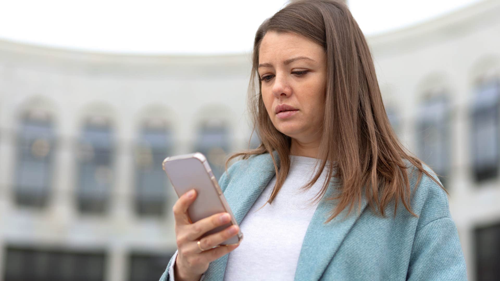 are you mad at me if someone is a chronic people pleaser they'll send these texts during casual conversation woman asking friend via text if shes mad