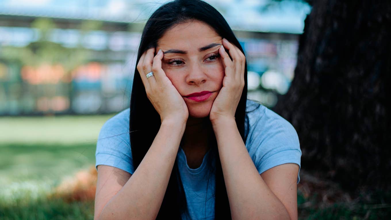 If You Grew Up In A Chaotic Home, These Habits Never Feel Normal As An Adult